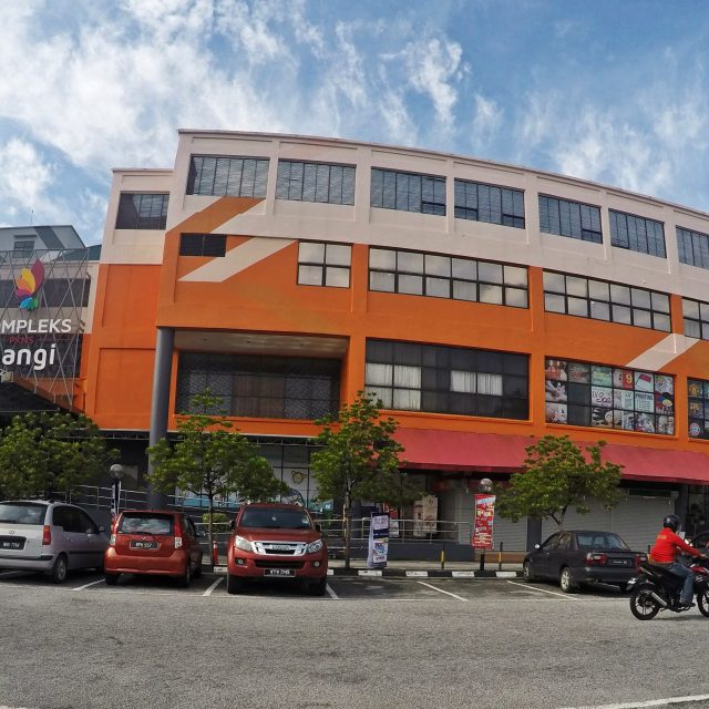 Kompleks PKNS Bangi - PKNS Real Estate Sdn Bhd (PREC)